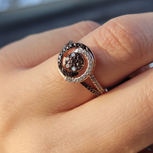 Gorgeous Chocolate Gold Dipped Smoky Quartz Diamond Rose Gold Aurora Ring - Picture 3 of 3